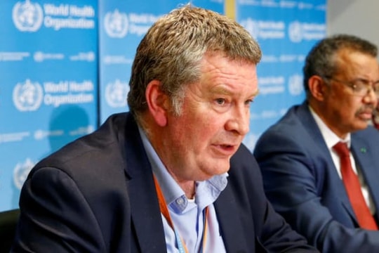 WHO: Covid-19 sẽ tồn tại cùng con người và phát triển giống như virus gây ra đại dịch cúm