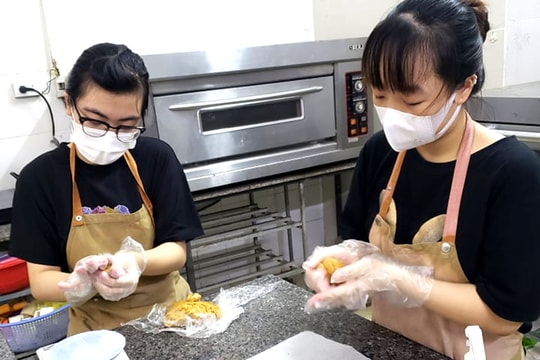 Nghệ An: Thị trường bánh Trung thu trầm lắng mùa dịch