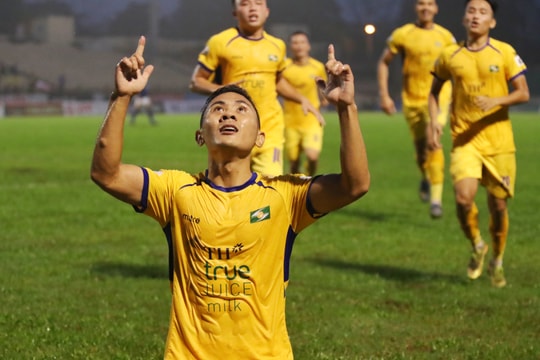 Bùi Đình Châu: Những phút giây sống chậm của ngày giãn cách