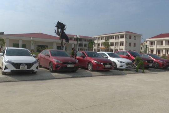 Đóng giả giám đốc, thuê ô tô mang đi cầm đồ chiếm đoạt tiền tỷ