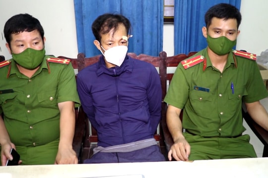 Video hiện trường bắt giữ đối tượng mua bán ma túy từ Lào về Nghệ An