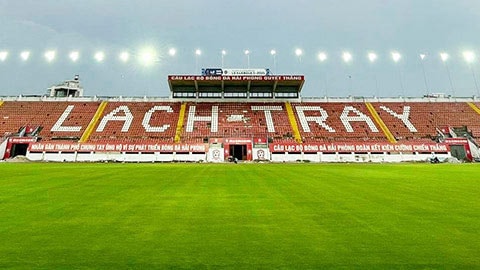 Ai chịu trách nhiệm khi Văn Hậu chấn thương liên miên; Pogba đổi vai trò để thích nghi với Ronaldo 