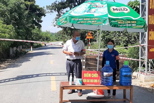 Tổ Covid-19 cộng đồng - 'lá chắn' bảo vệ 'vùng xanh'