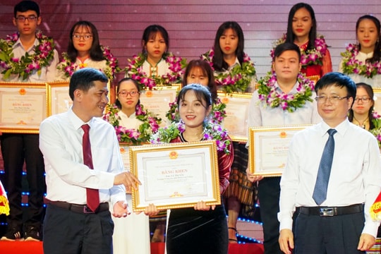 Nghệ An công bố danh sách 37 học sinh điểm cao được khen thưởng tại Kỳ thi tốt nghiệp THPT 