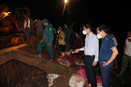 Khắc phục kịp thời sự cố vỡ đập Bàn Vàng ở huyện Yên Thành