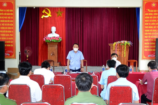 Tiếp tục cách ly xã hội, lấy mẫu xét nghiệm cho người dân 2 xóm ở xã Diễn Đoài, Diễn Châu