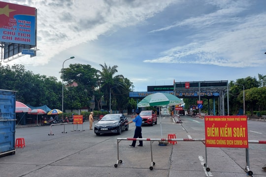 Thần tốc xét nghiệm, giãn cách xã hội với quy mô nhỏ nhất có thể 