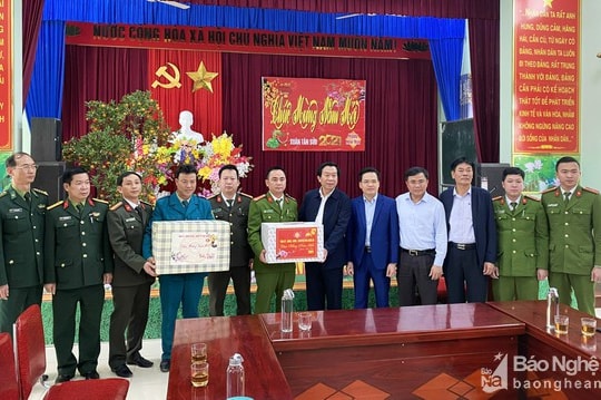 Cách làm mới, sáng tạo trong thực hiện Chỉ thị 05-CT/TW của Bộ Chính trị