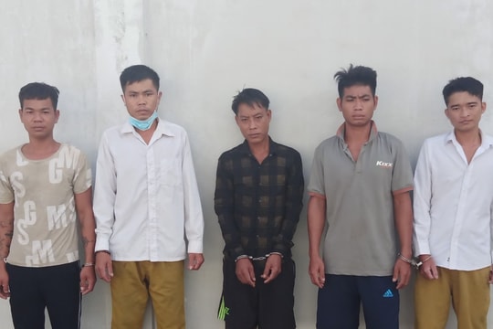 Bắt nhóm đối tượng bắt trộm trâu, xẻ thịt bán giữa mùa dịch