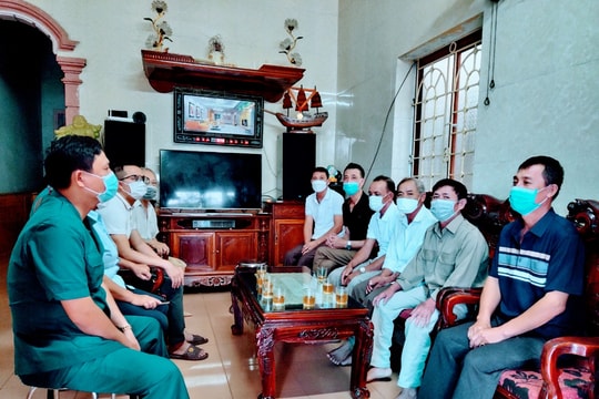 6 ngư dân Cửa Lò thoát chết khi tàu cá bị chìm trên biển