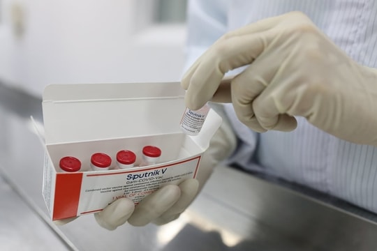 Việt Nam bắt đầu sản xuất vaccine Sputnik V