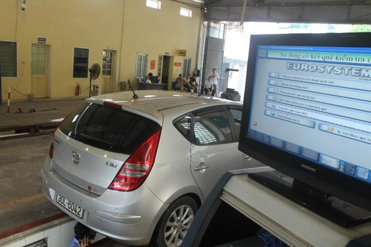Bộ GTVT đề xuất giảm phí cấp giấy đăng kiểm và phí sử dụng đường bộ