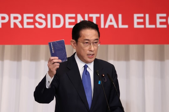 Tân Chủ tịch đảng cầm quyền Nhật Bản: Dòng dõi 'trâm anh thế phiệt', ủng hộ cải cách