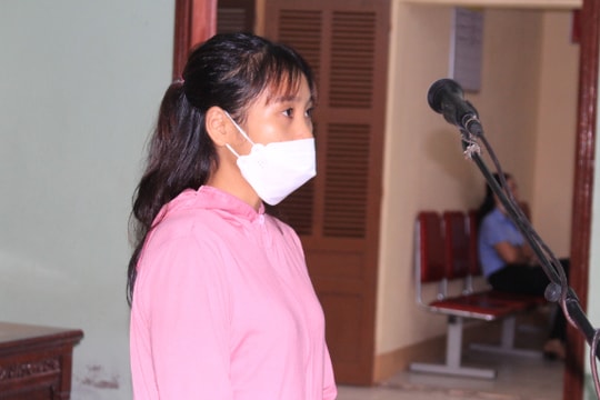 Dùng giấy tờ ly hôn giả với chồng để kết hôn thật với người khác