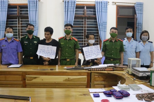 Bắt 2 đối tượng với lượng lớn ma túy và vũ khí 'nóng' 