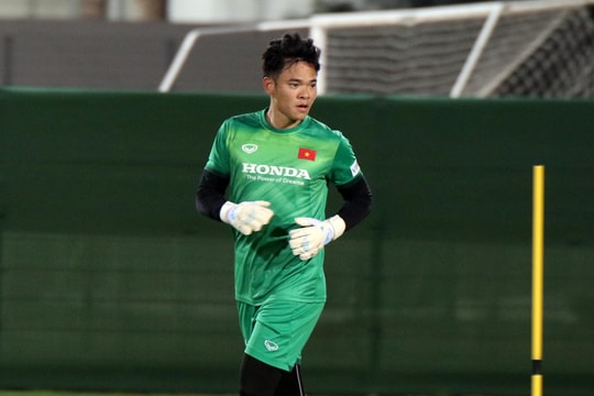 Thủ môn Trần Nguyên Mạnh: Tôi hoàn toàn tự tin nếu được trao cơ hội