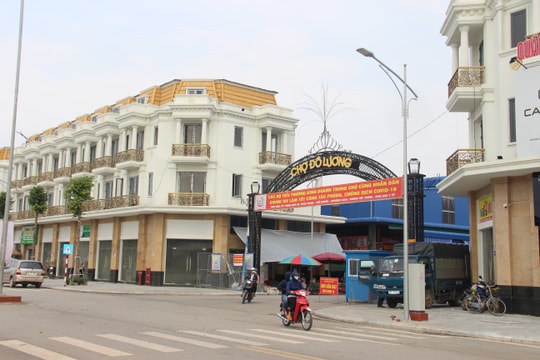 Tiểu thương chợ Đô Lương chuyển vào chợ hiện đại bậc nhất xứ Nghệ