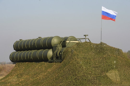 Mỹ cân nhắc việc trừng phạt Ấn Độ vì mua S-400 của Nga