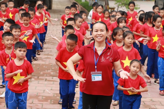 Nghệ An là 1 trong 8 tỉnh thành của cả nước được tặng Cờ Thi đua về đổi mới, sáng tạo trong giáo dục