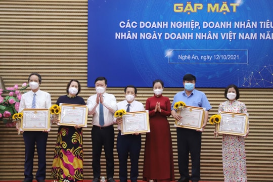 Tỉnh Nghệ An gặp mặt các doanh nghiệp, doanh nhân tiêu biểu 