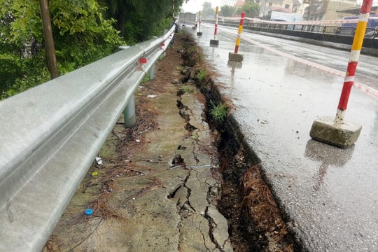 Nghệ An: Sụt lún nghiêm trọng Quốc lộ 1A đoạn ven sông Bùng, đe dọa tới an toàn giao thông