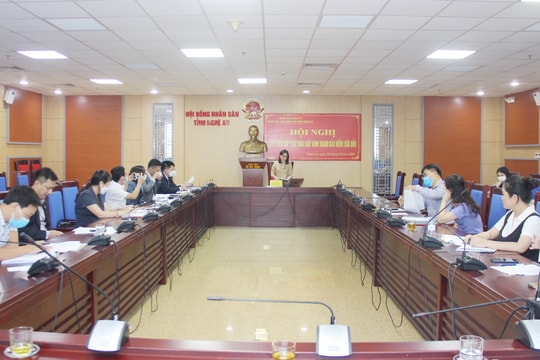 Đoàn đại biểu Quốc hội tỉnh lấy ý kiến góp ý dự thảo Luật Kinh doanh bảo hiểm (sửa đổi)