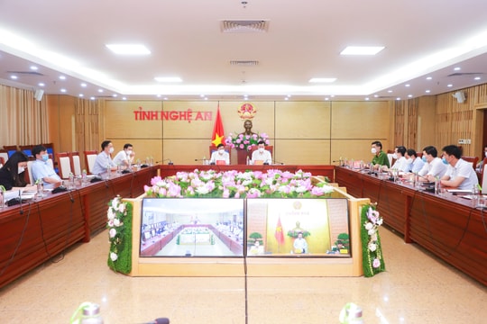 Nghệ An chỉ đạo thực hiện đồng bộ, hiệu quả các giải pháp bảo đảm trật tự an toàn giao thông 