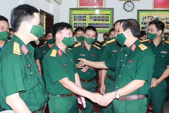 Bộ CHQS Nghệ An giao nhiệm vụ mới cho Đội Quy tập hài cốt liệt sĩ ở nước bạn Lào