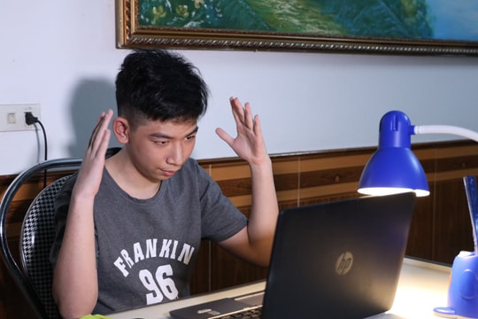 Lớp học trực tuyến đặc biệt trong mùa dịch của trẻ khiếm thính