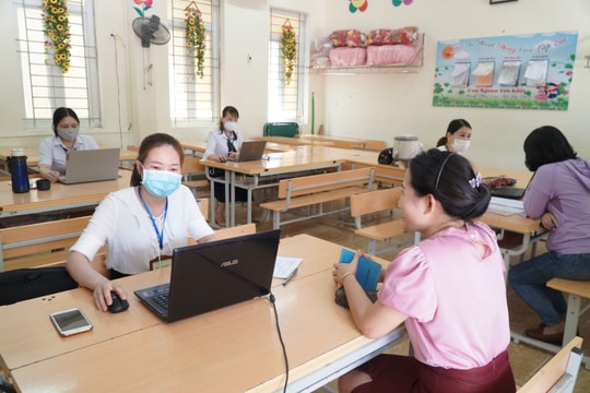 Phát hiện hàng trăm học sinh 'gửi' hộ khẩu trái tuyến ở thành phố Vinh