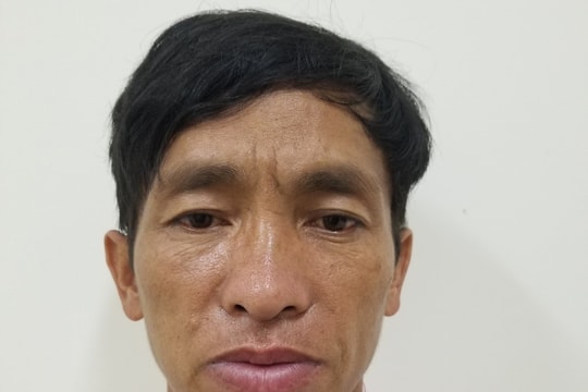 Bắt nguyên trưởng bản mua bán trái phép ma túy