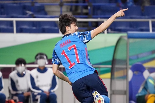 Chờ xem 'viên ngọc thô' Ao Tanaka của Nhật Bản thi thố với Quang Hải