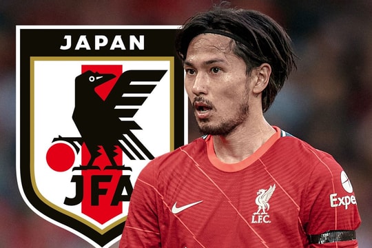 Khẩu súng 2 nòng của HLV Hajime Moriyasu