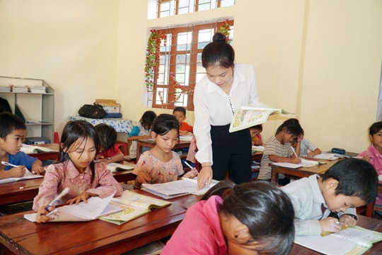 Đảm bảo quyền lợi cho giáo viên thuyên chuyển ở Tương Dương