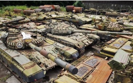 Ukraine bán bí mật quân sự về xe tăng cho Mỹ