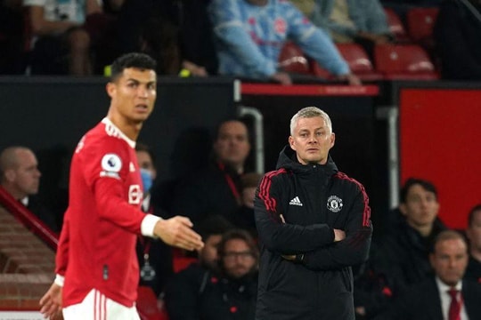 Việt Nam tái ngộ trọng tài 'hung thần' trận gặp Nhật Bản; MU xem xét sa thải HLV Ole Solskjaer