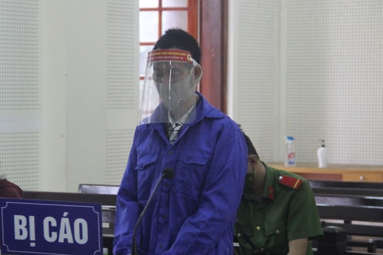 Gã trai giết cụ bà hàng xóm khi đang được mời ăn 'cơm khách' 