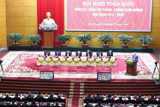 ​Sự suy thoái của một bộ phận cán bộ, đảng viên - nguyên nhân suy giảm lòng tin của Nhân dân