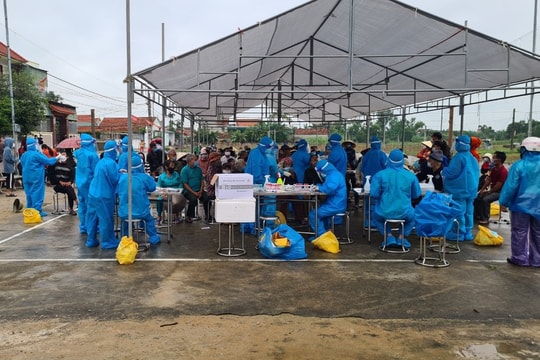 Nghệ An tìm người đến hàng loạt quán cafe, trường học liên quan bệnh nhân Covid-19