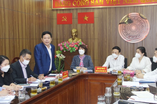 Đảng ủy Khối Các cơ quan tỉnh tổ chức sinh hoạt chi bộ mẫu theo Quy định 08 của Tỉnh ủy