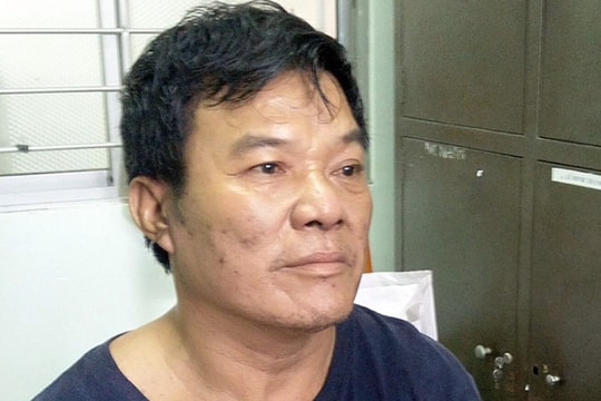 Bắt kẻ đốt vợ vì ghen