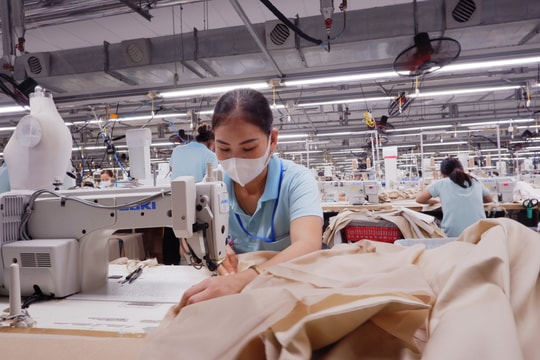 Công đoàn Nghệ An đặt mục tiêu mỗi năm phát triển 7.500 đoàn viên là lao động trong doanh nghiệp