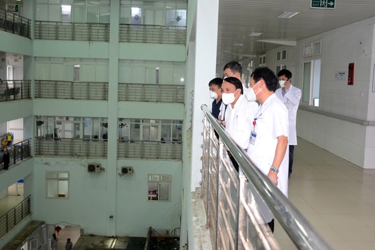 Phong tỏa 8 khoa và trung tâm của Bệnh viện Hữu nghị đa khoa Nghệ An để chống dịch
