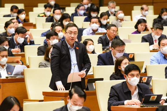 ĐBQH đoàn Nghệ An: Cần có chiến lược truyền thông đúng nghĩa trong cuộc chiến chống dịch Covid-19