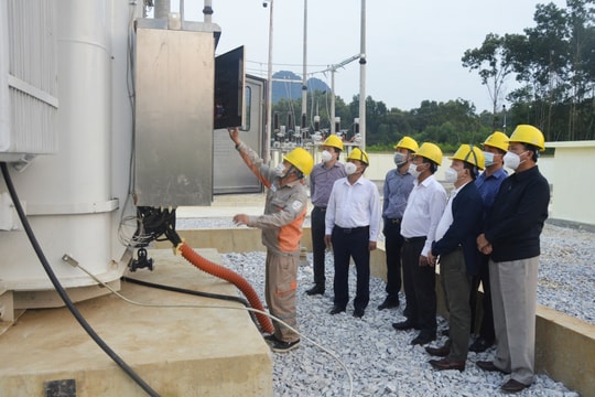 Công ty Điện lực Nghệ An đóng điện thành công trạm biến áp 110kV Con Cuông