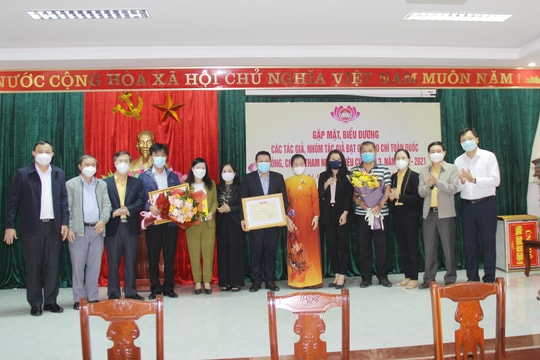 Gặp mặt các tác giả đạt giải báo chí toàn quốc phòng, chống tham nhũng, tiêu cực