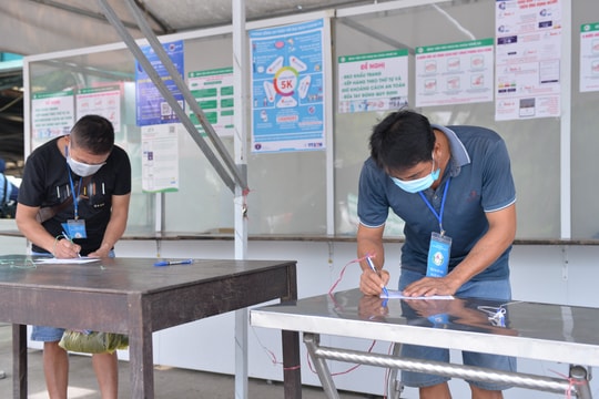 Không khai báo y tế, một trường hợp F0 ở Nghệ An bị phạt 10 triệu đồng