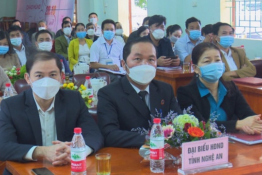 Đoàn đại biểu HĐND tỉnh tiếp xúc cử tri tại huyện Tân Kỳ 