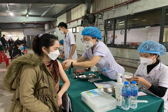 'Không có chuyện Nghệ An tiêm chậm và để tồn kho gần 1 triệu liều vắc-xin'