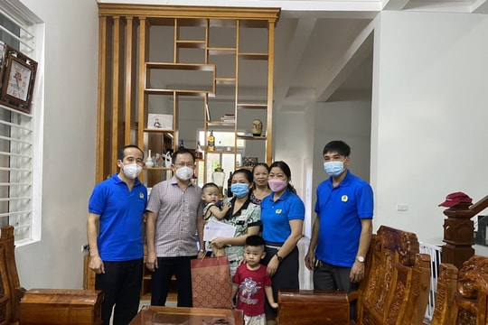 Công đoàn ngành Y tế Nghệ An kết nối nhằm hỗ trợ y, bác sĩ chống dịch miền Nam